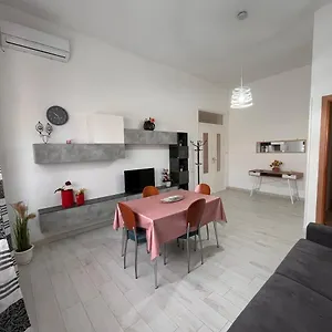 https://aria-di-sale.palermohotels.org