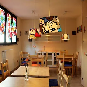 https://hostel-pisa-villa-giulia.it-tuscanyhotel.com